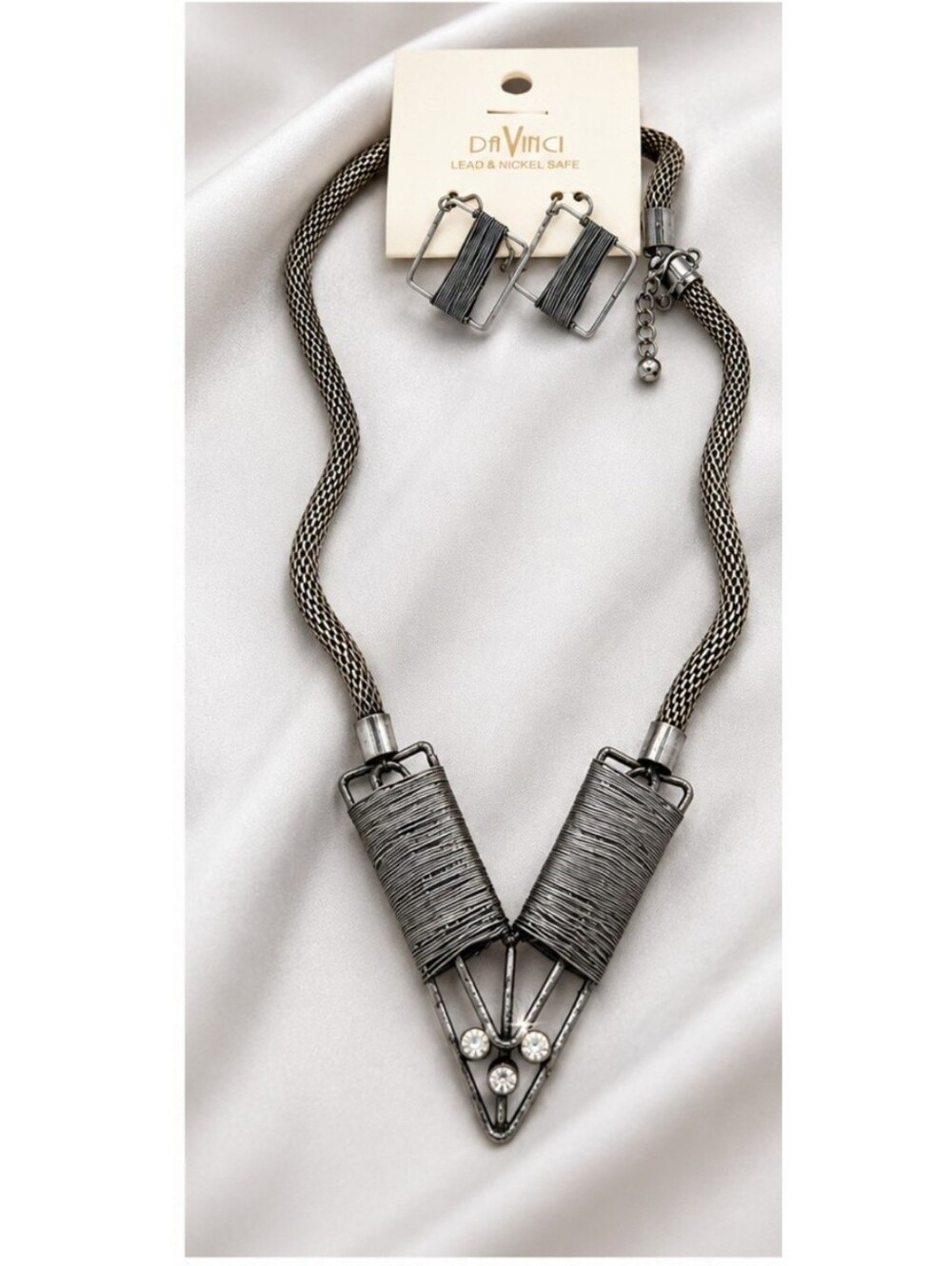 DaVinci Geometric Necklace Earrings Set Gunmetal Wire Wrap Statement Jewelry NWT - Picture 6 of 10